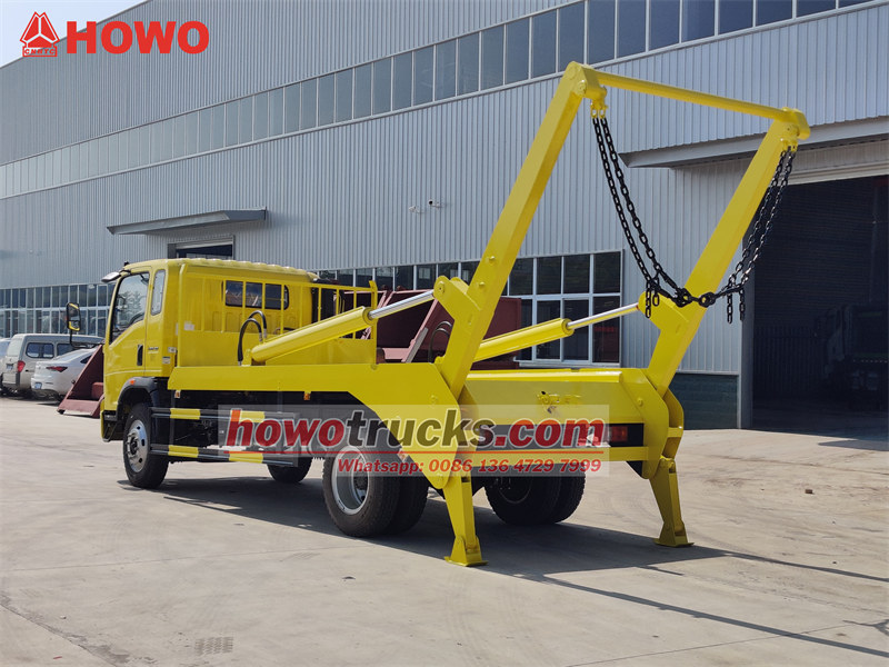 HOWO 4cbm swing arm garbage truck