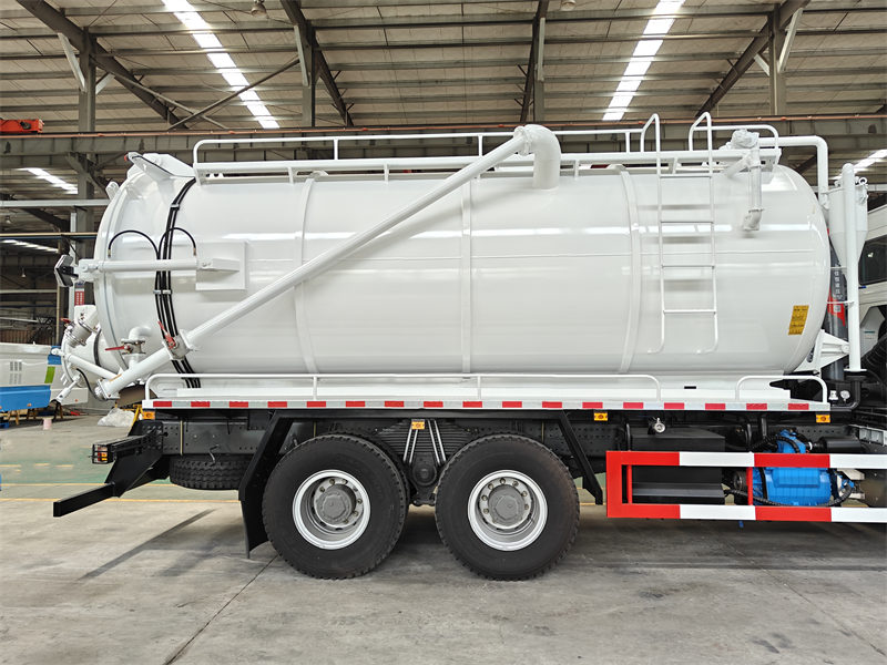 Howo heavy duty 20000L septic tank truck