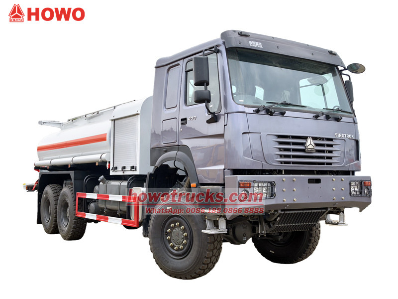 &nbsp;HOWO off road fuel tank truck