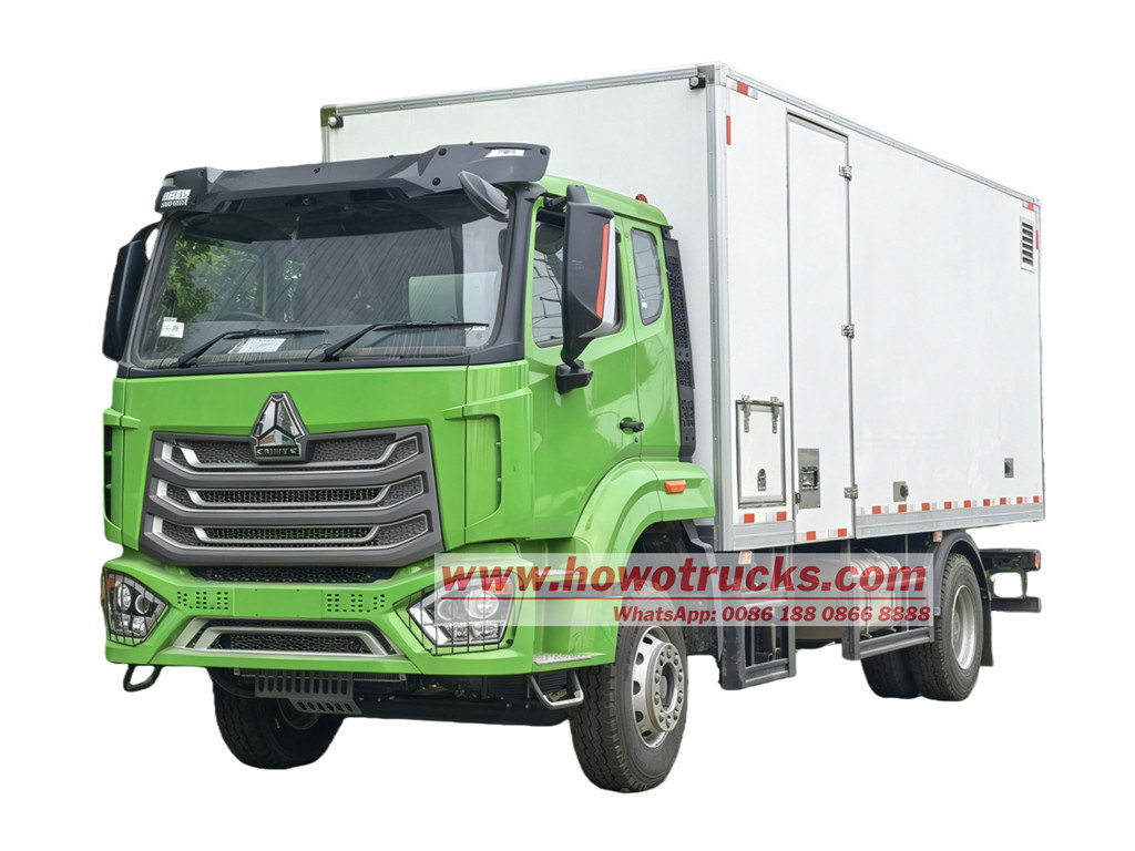 Howo NX wood cutting machine cargo truck - CS卡车