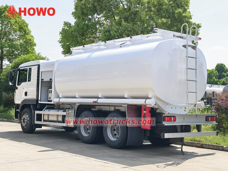 HOWO 20cbm oil tanker truck